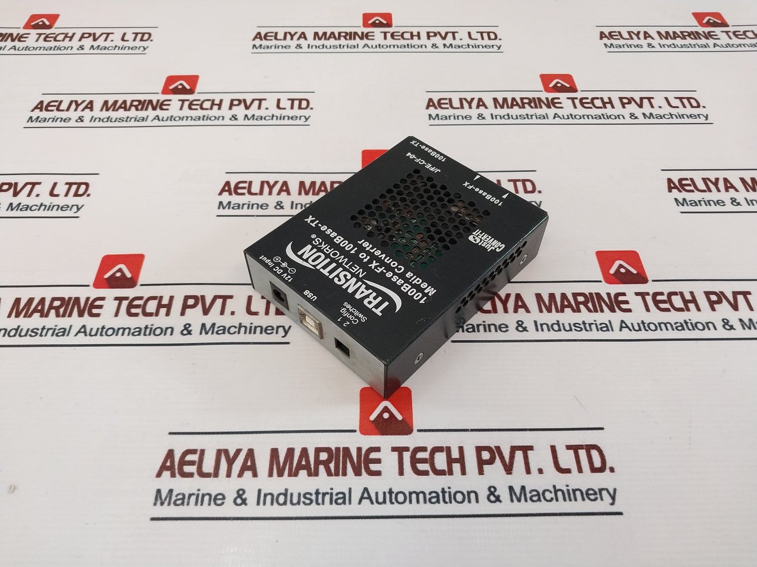 Transition Networks J/Fe-cf-04 Media Converter 100Base-fx To 100Base-tx 12Vdc