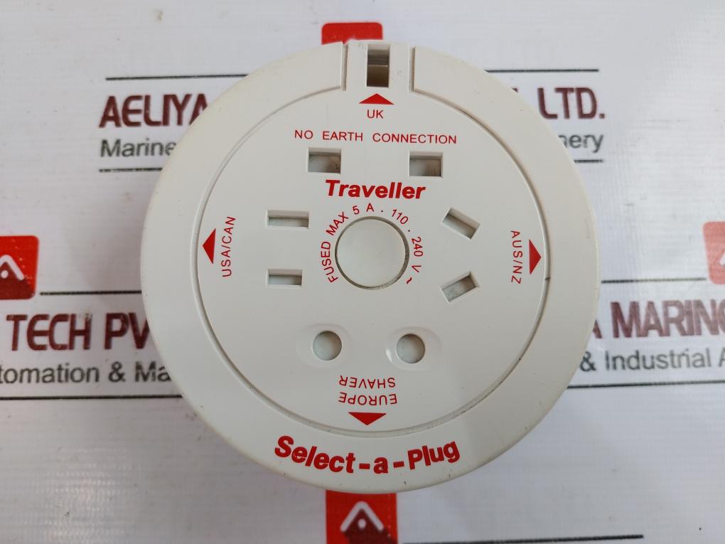 Traveller Adapter Select-a-plug Fused Max 5a 110-240v