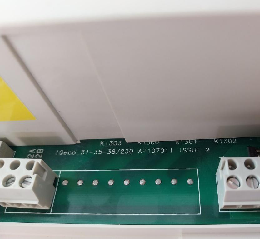 Trend Control Systems Iqe38-1201U80036 Terminal Unit Controller 230Vac 50/60Hz