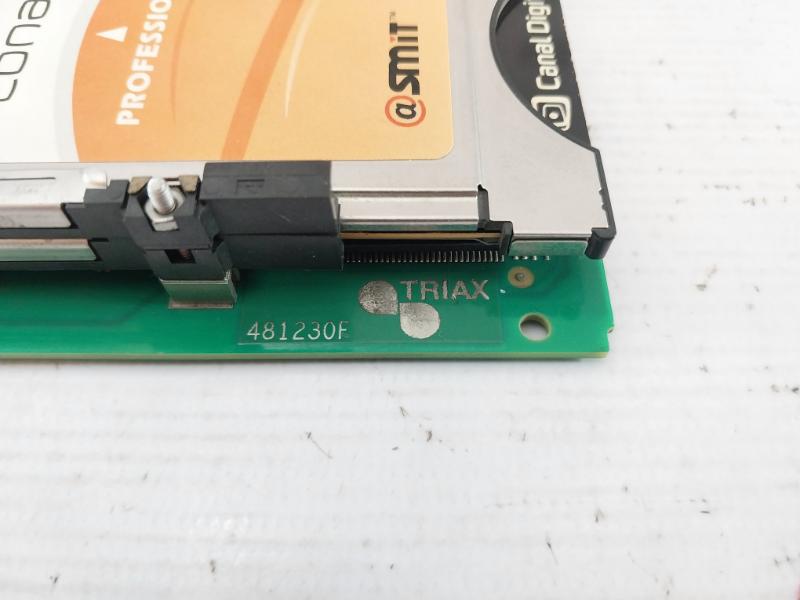 Triax 481230F Dvb- Digital Video Broadcasting 94V 0492070082014160111