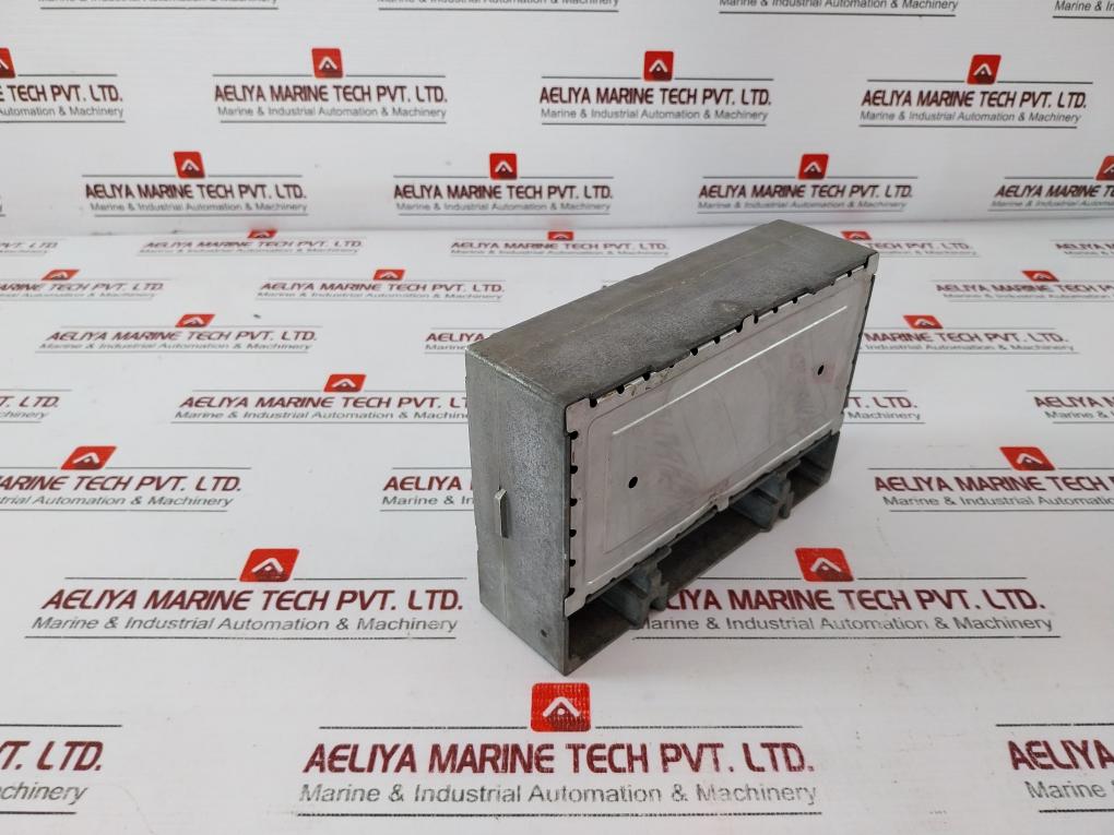 Triax Agc Unit 9600 Wideband Amplifier Upper Level Limit 90-70-80 Db O/p +24v