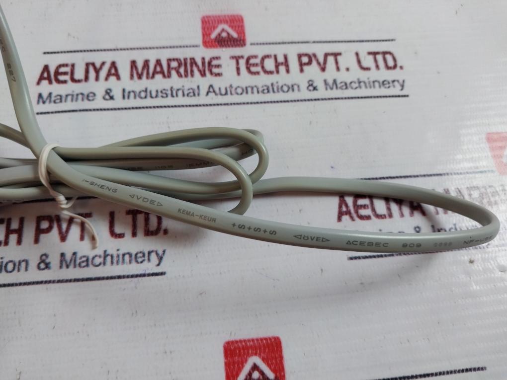 Triax Hfa 604, 862 Mhz Push Pull Amplifier 190-260Vac~ 50Hz/7.5W