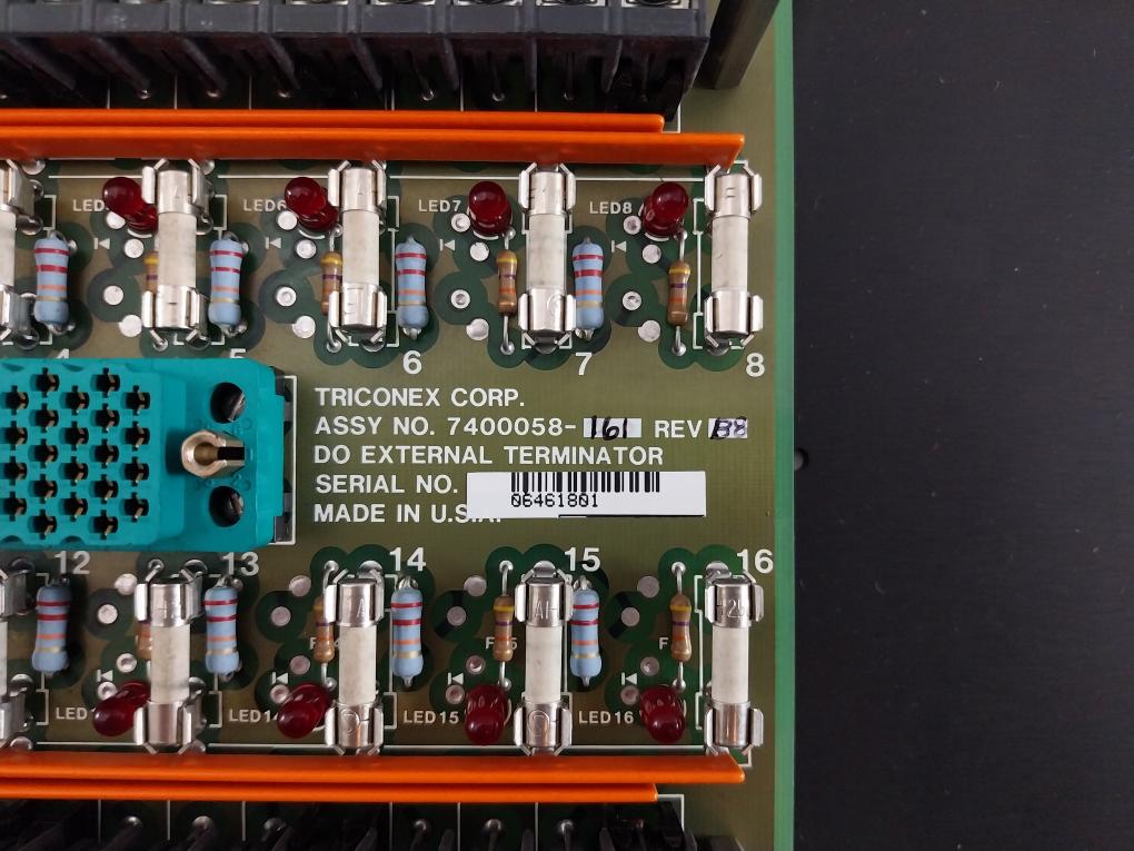 Triconex 2651-7 Do External Terminator 120v Assy 7400058-161 Rev B8