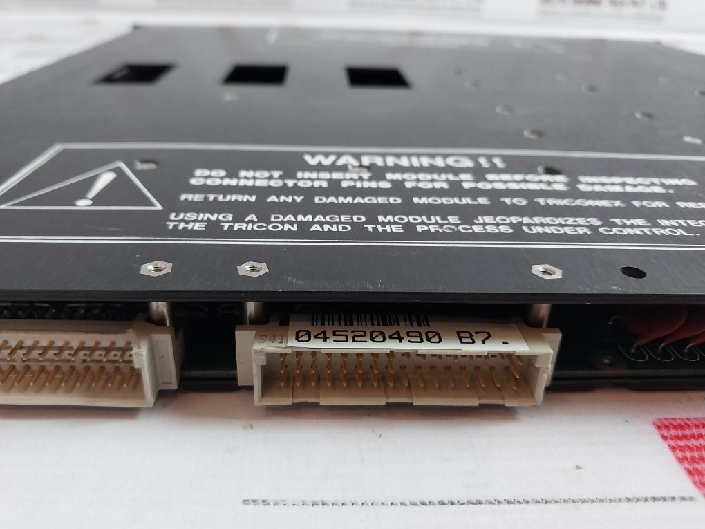 Triconex 3604E Digital Output Module 24V Dc Rev B 7 6100161-432, 3000341-020F 0