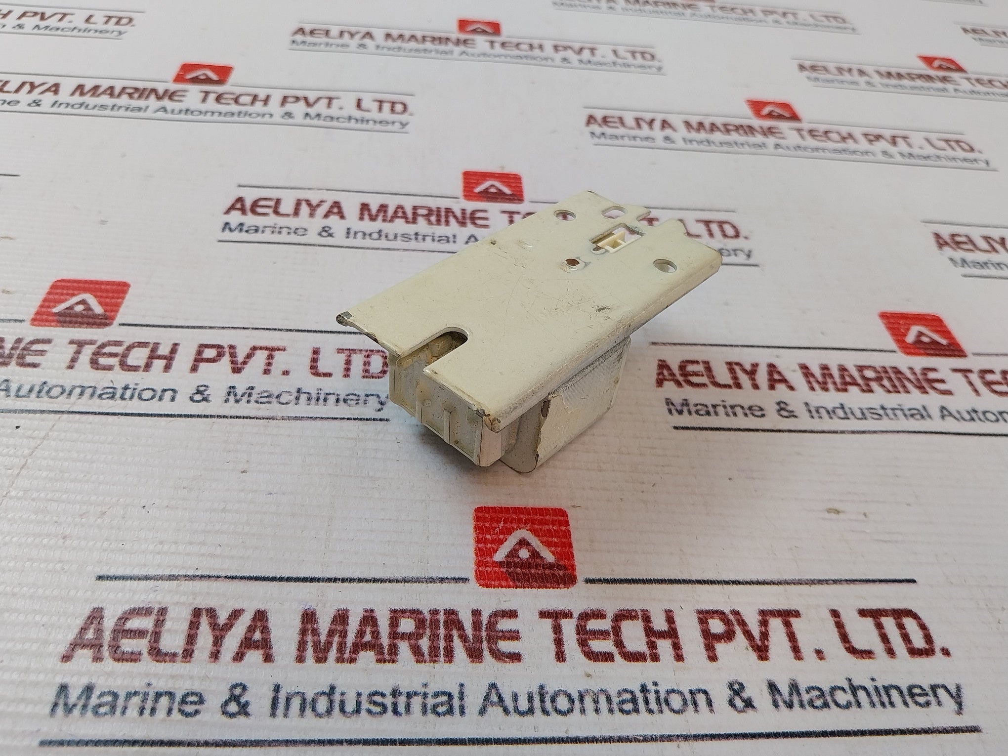 Tridonic Ec 9W 110V Compact Ballast 130˚C