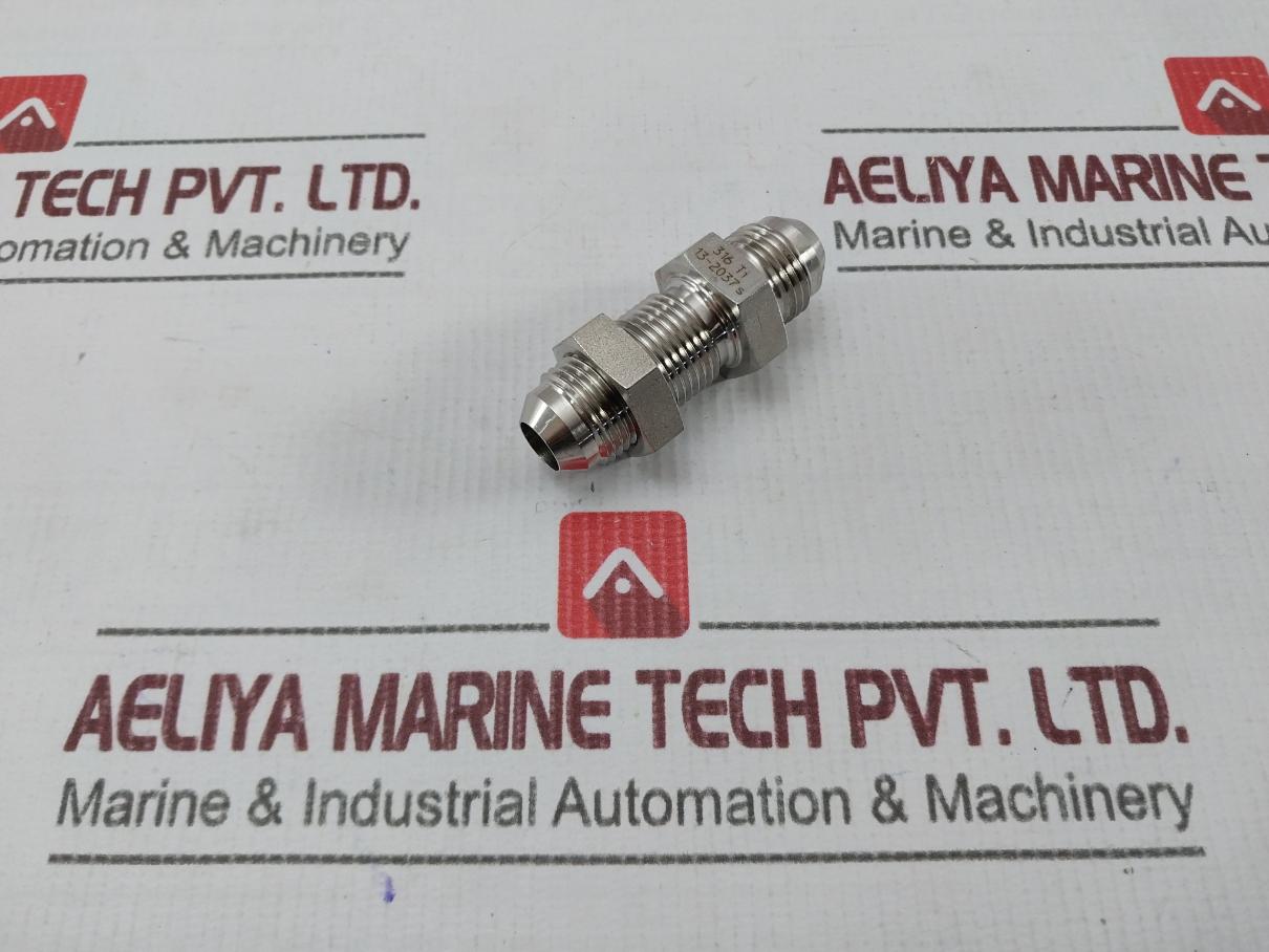 Tsc 21485-11-2001/28 Center Arm Adapter 30201142