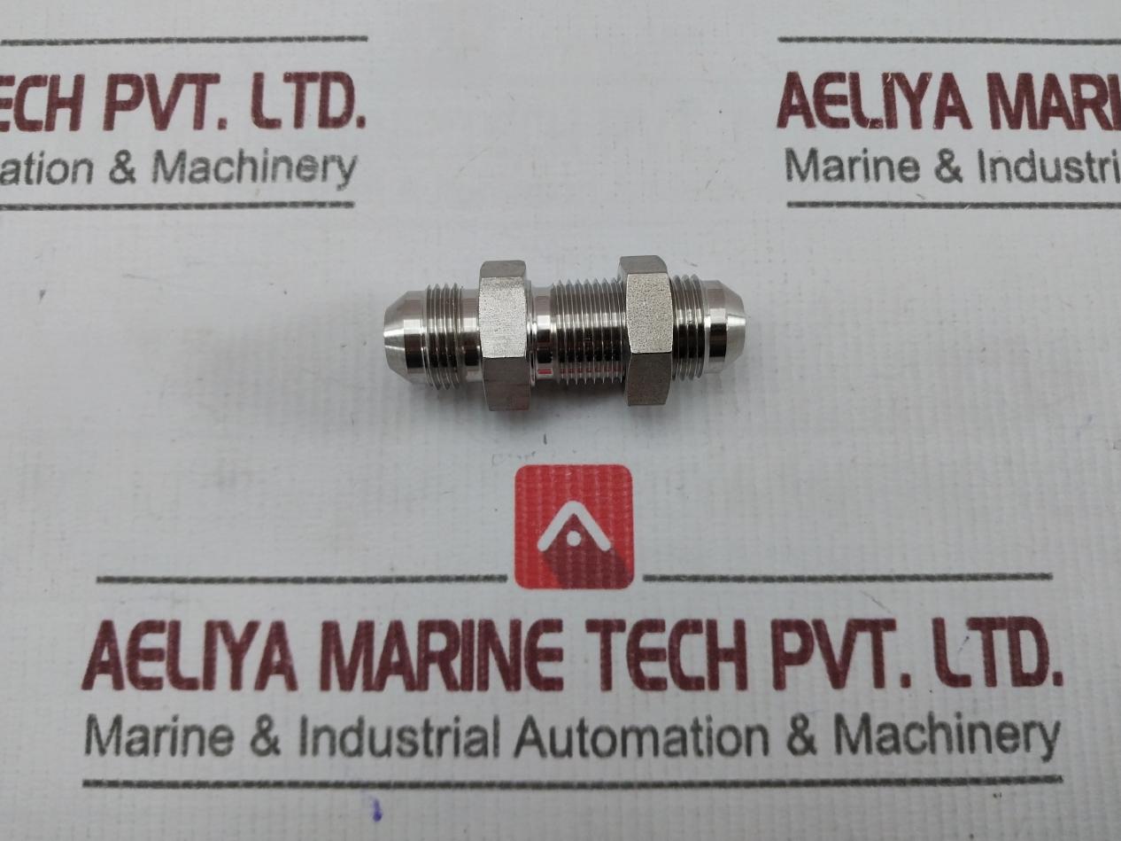 Tsc 21485-11-2001/28 Center Arm Adapter 30201142