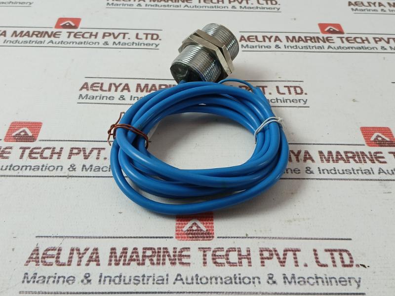 Turck Bi10-g30-y1 Inductive Sensor 7-9Vdc, Ri. 560-1000Ω 10Mm