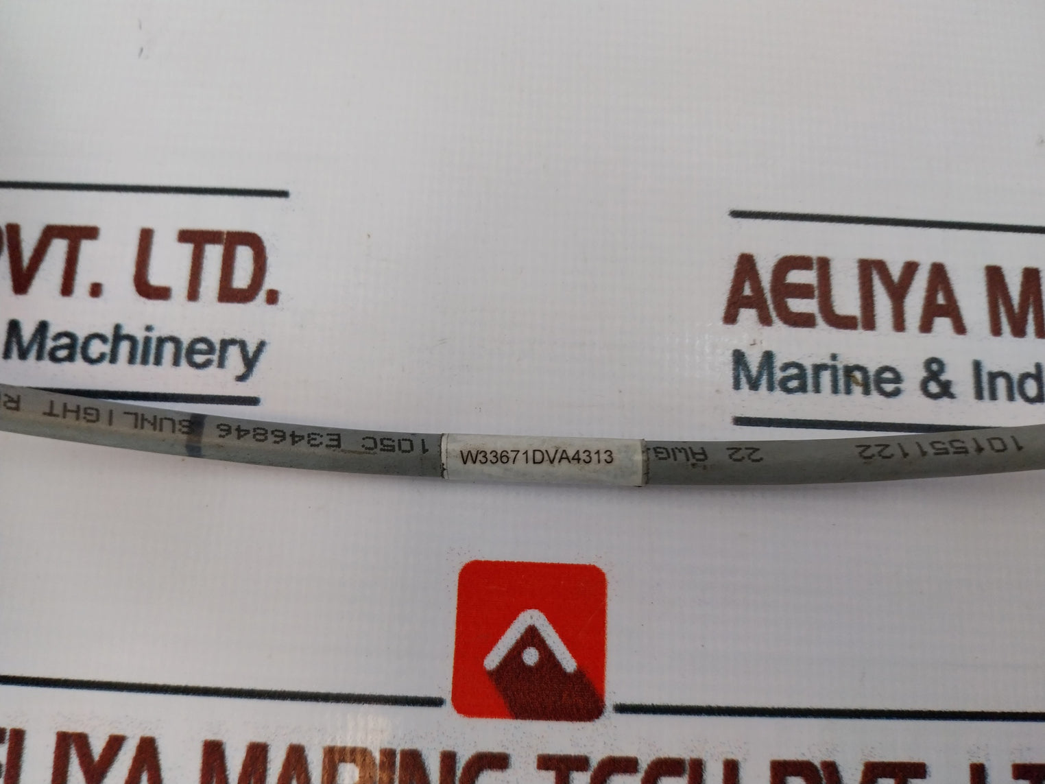 Turck Bi8-g18-ap6X 7M Inductive Sensor W/ Proximity Sensor Cable