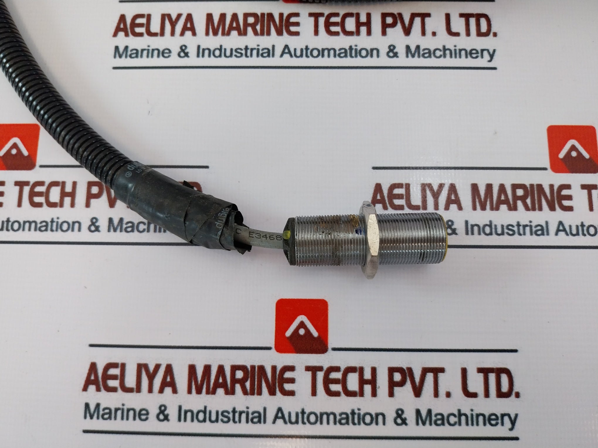 Turck Bi8-g18-ap6X 7M Inductive Sensor W/ Proximity Sensor Cable
