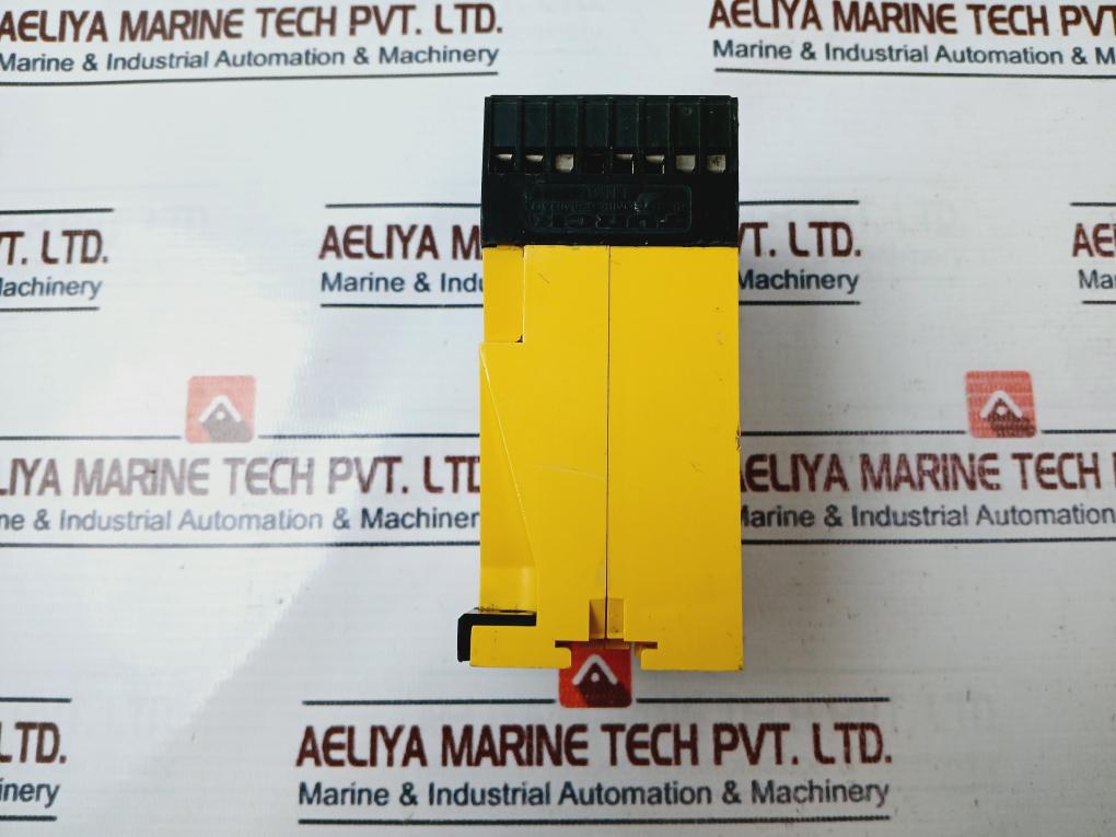 Turck Ms 25-10 Multisafe Rotational Speed Monitor 220Vac