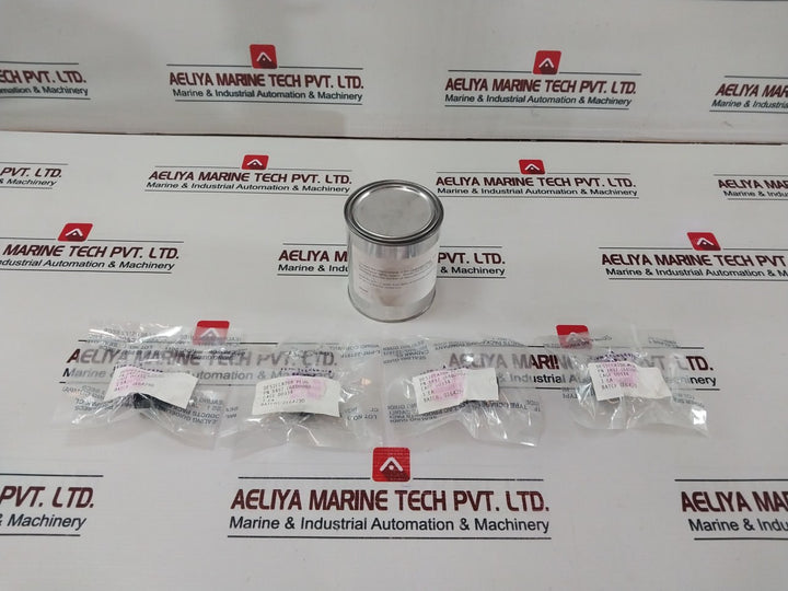 Turner Designs 4000970 Desiccant Plug Set 680000 Cage 00334