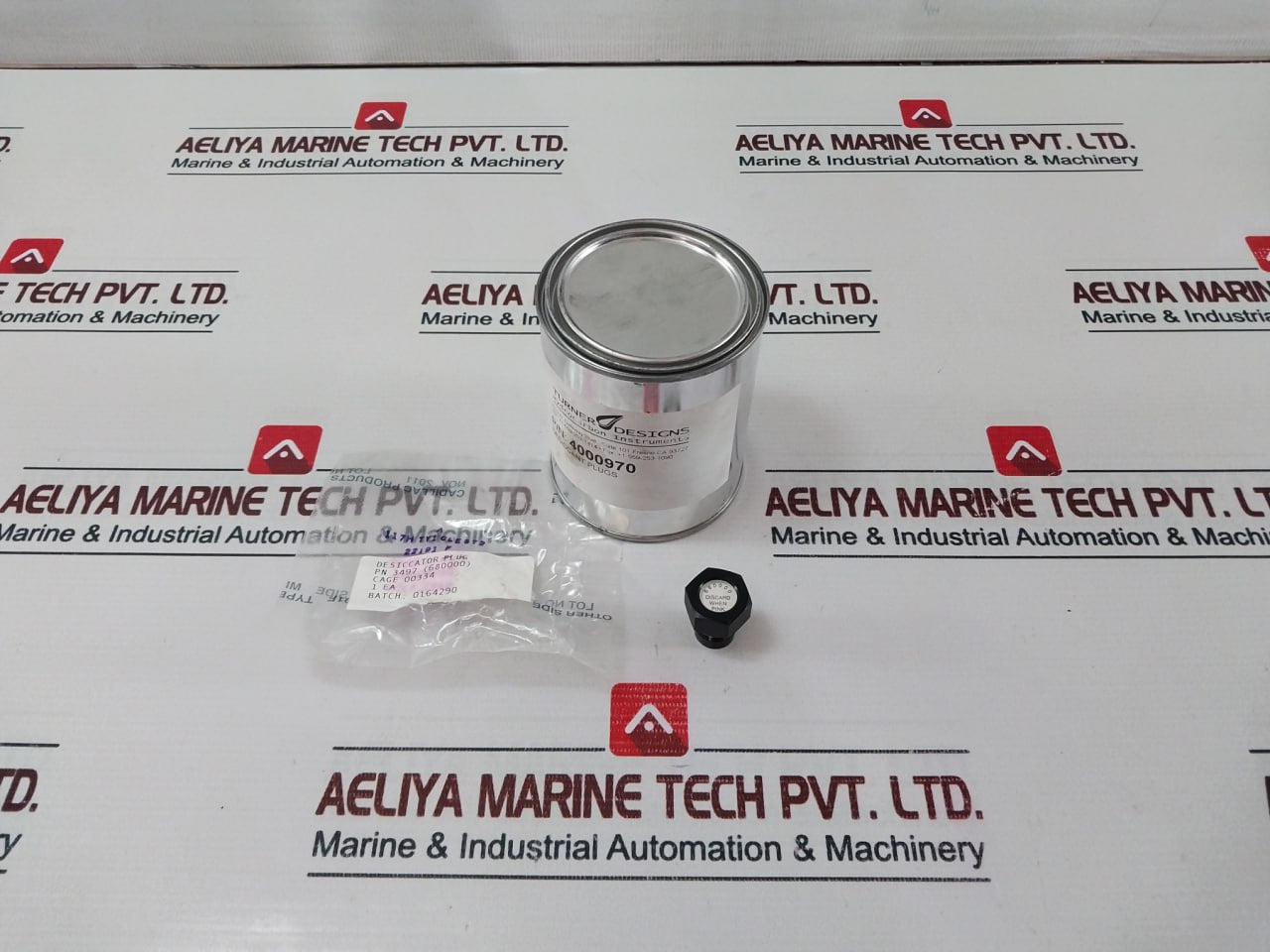 Turner Designs 4000970 Desiccant Plug Set 680000 Cage 00334