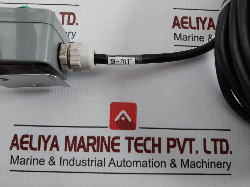 Two-way Communications Headset Mt7H79A-04 Peltor