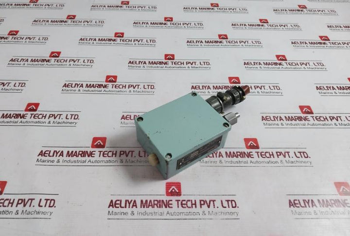 Ty25-02.300024-80 24V 60W Kpm Combined Relay ~220V 50Hz 300Va