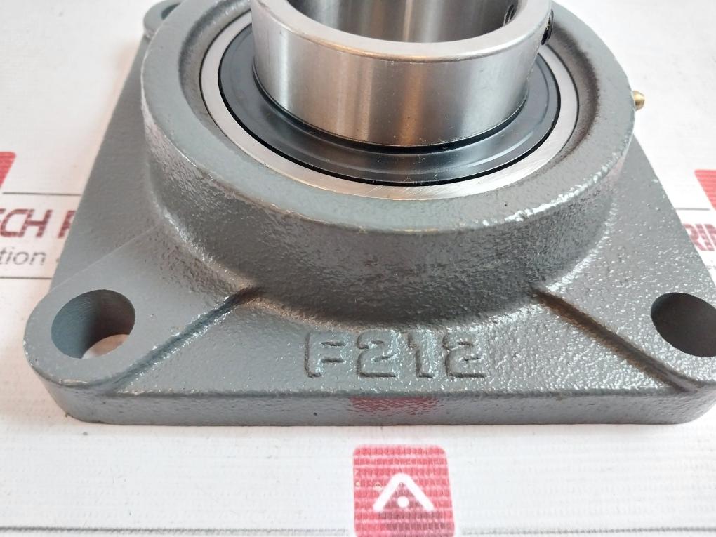 Tyb F212 Flange Bearing Unit Uc212