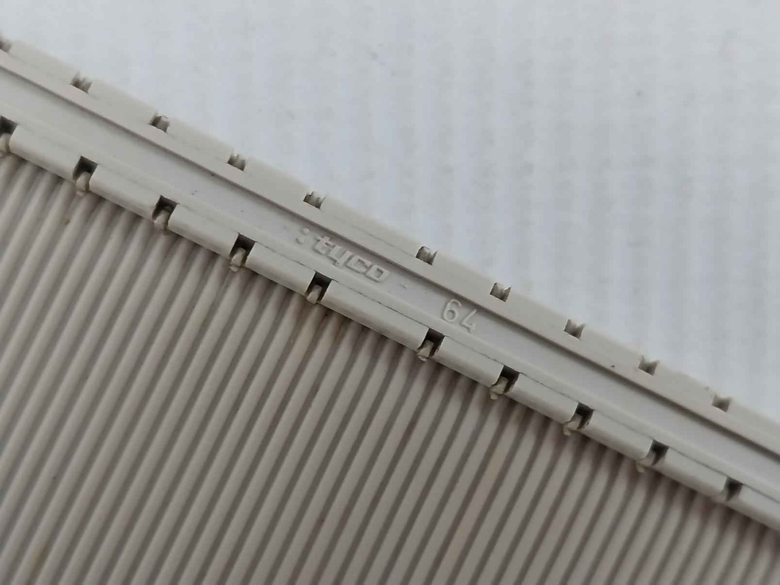 Tyco 64 Flat Ribbon Cable