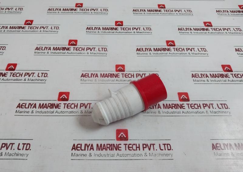 014 Industrial Plug Connector Ip44 16A-6H/415V 3P+E/50-60Hz