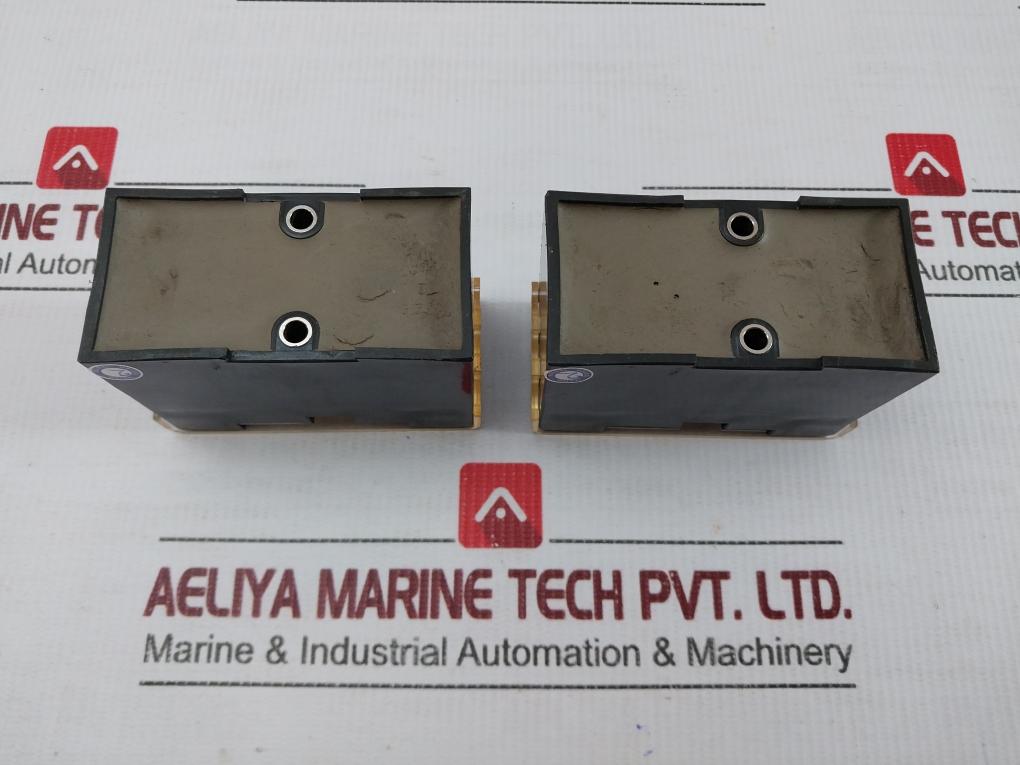 Tzb-051 Meiyo Electric Vmax-29.3V Icc-40Ma Safety Barrier Non I.S. Max-250Vac/Dc