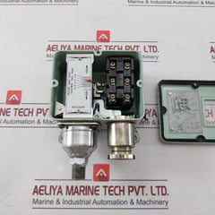 Ueda Seisakusho Pl-650W Pressure Control Switch 2Ab 0.1-5 Kg/Cm2