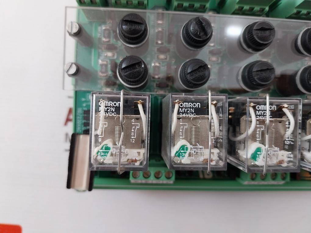 Ul Group Rtp-ul24Do8-my2N 8 Channel Relay Board 110/230Vac 94V-0 24Vdc