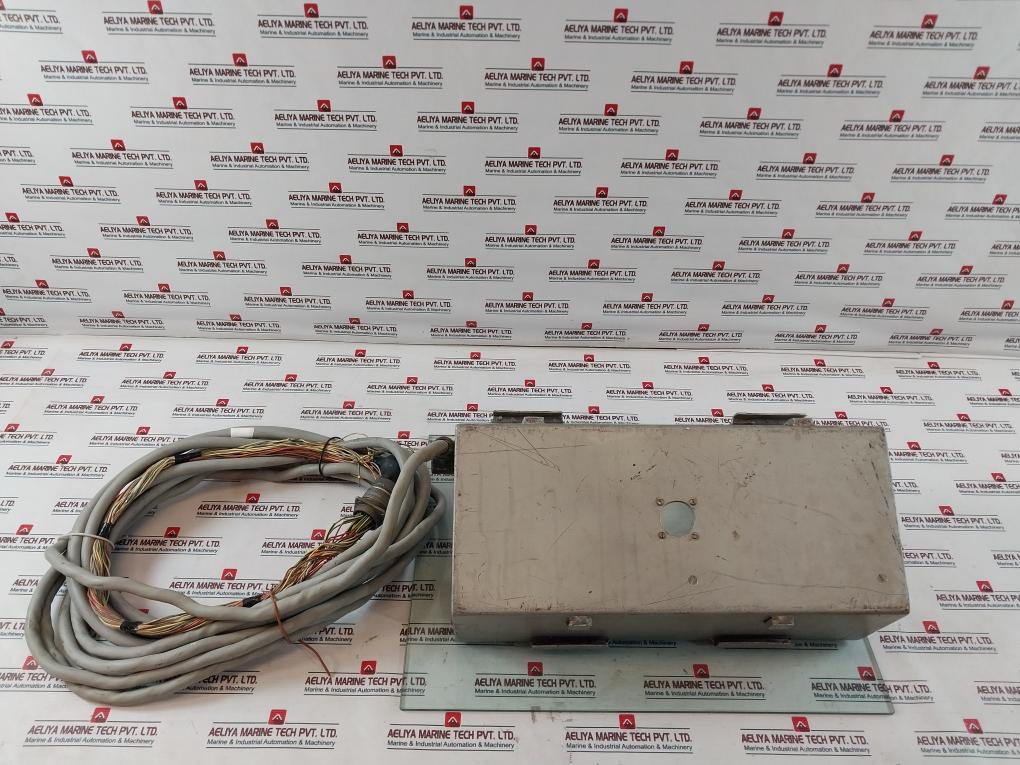 Ulstein Propeller A•S 6065 Ulsteinvik Gyro Repeater