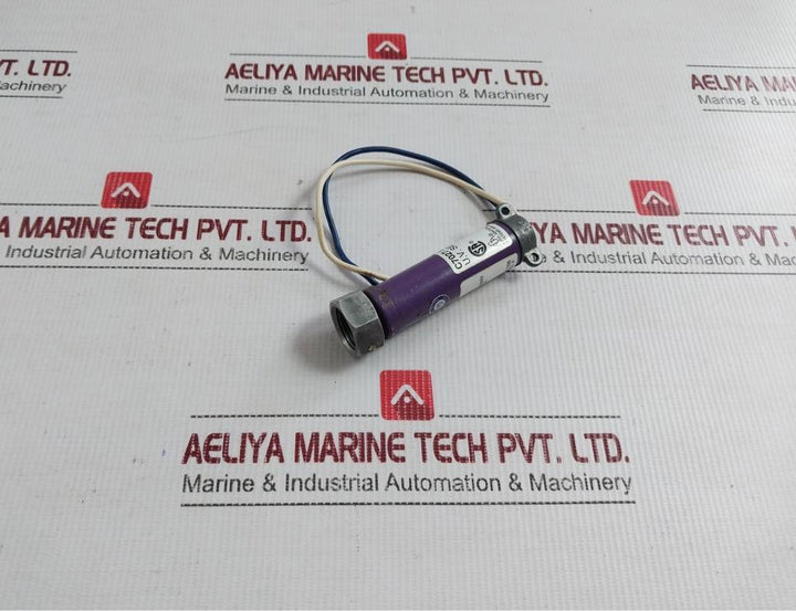 Ultraviolet Flame Sensor C7027 A 1031 Honeywell Rev-f