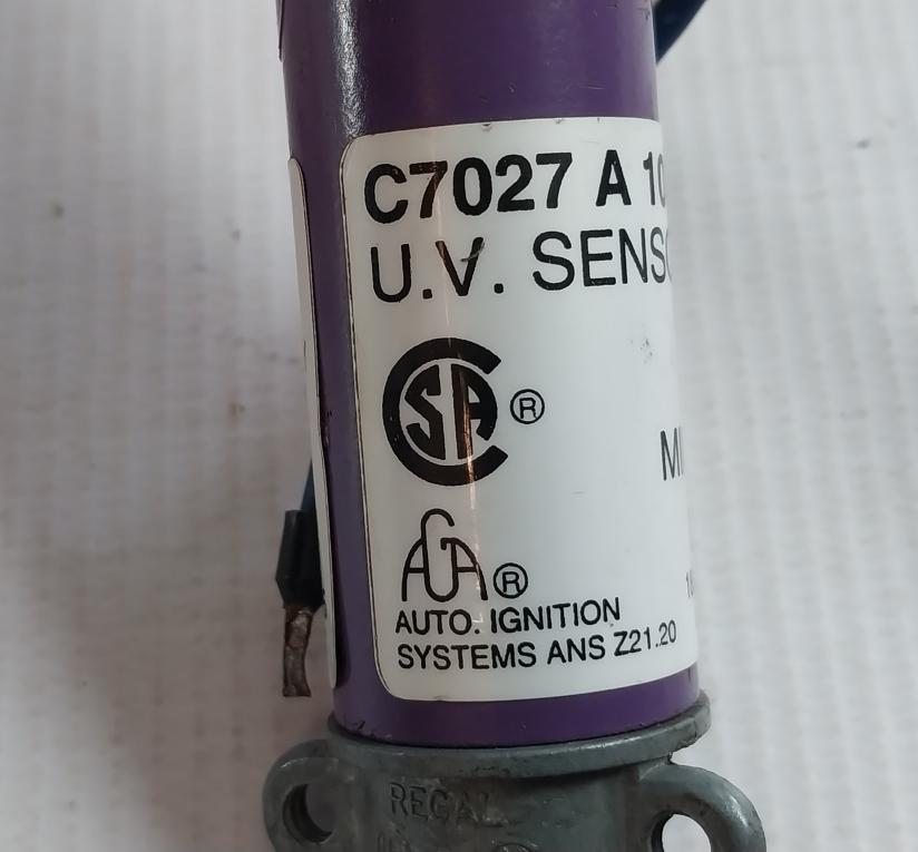 Ultraviolet Flame Sensor C7027 A 1031 Honeywell Rev-f