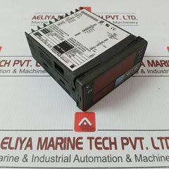 Um330 Digital Indicator 100-240Vac-50/60 Hz Yokogawa