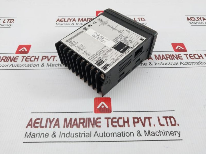 Um330 Digital Indicator 100-240Vac-50/60Hz Yokogawa