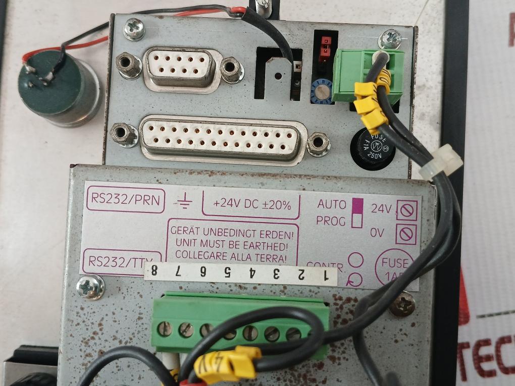 Un-926-Digital-Display-Controller-115-250V-2A-50-60Hz-40C-Ulstein-209010-8