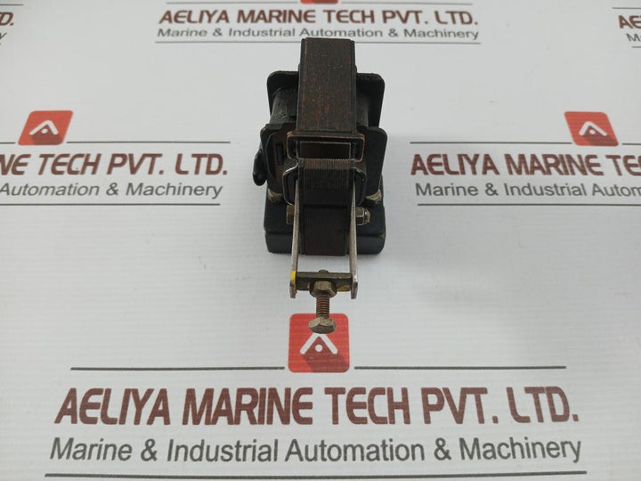 Undervoltage-Relay-2A-24Vdc-87170-210183-6
