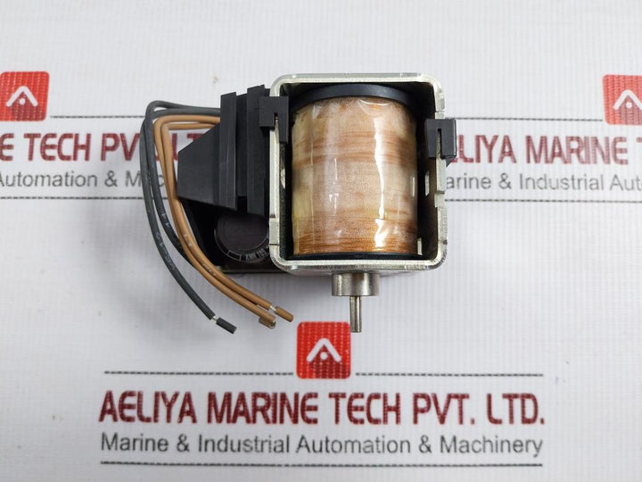 Undervoltage Release Circuit Breaker 220Vac 50/60Hz Siemens 3Wl9111-0Ae13-0Aa0