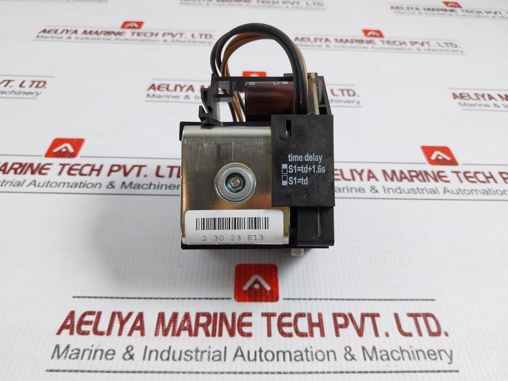 Undervoltage Release Circuit Breaker 220Vac 50/60Hz Siemens 3Wl9111-0Ae13-0Aa0