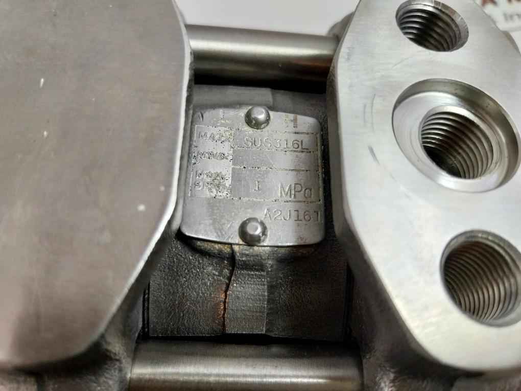 Une 43-sas2*B/Cal-p/Ssb-s/Z Pressure Transmitter Yokogawa 0-600 Kpa
