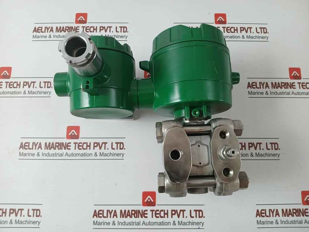 Une43-sas2 *B Transmitter Yokogawa Dc 4-20 Ma 0-300 Kpa Used