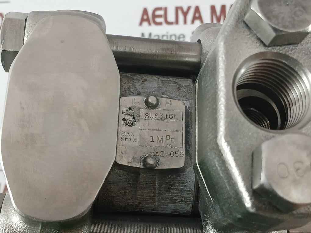 Une43-sas2 *B Transmitter Yokogawa Dc 4-20 Ma 0-300 Kpa Used