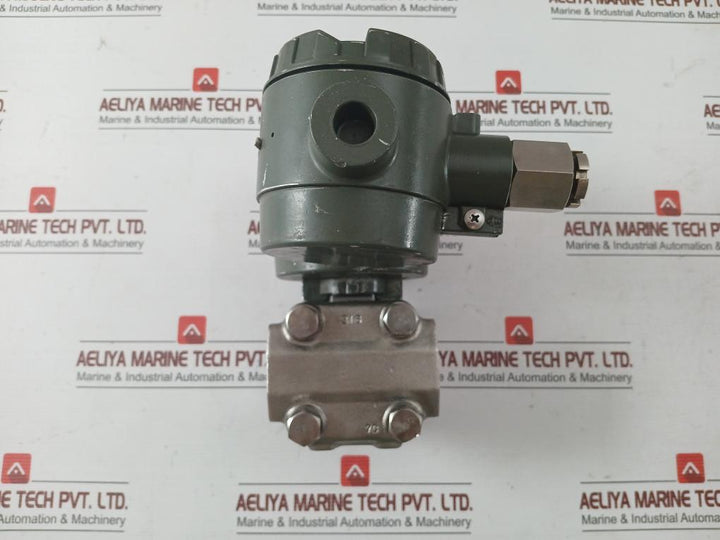 Une 43-scs2*B/Cal-p/Ssb-s/Z Pressure Transmitter Yokogawa 0-5 Mpa