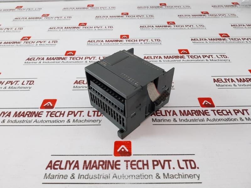 Unimat Un 123-1Bh22-0Xa0 Digital Contact Combination Module Di 8Dc/Do 8Dc