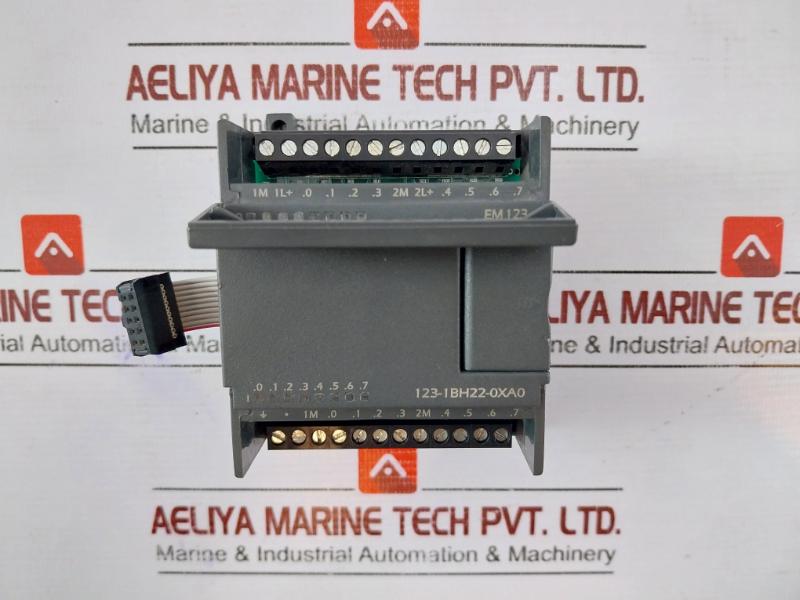 Unimat Un 123-1Bh22-0Xa0 Digital Contact Combination Module Di 8Dc/Do 8Dc