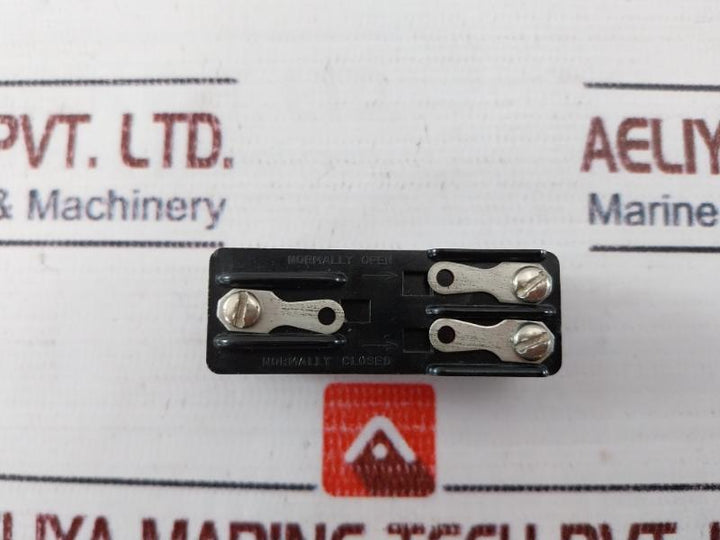 Unimax 20A, 125, 250, 480V,Ac Limit Switch
