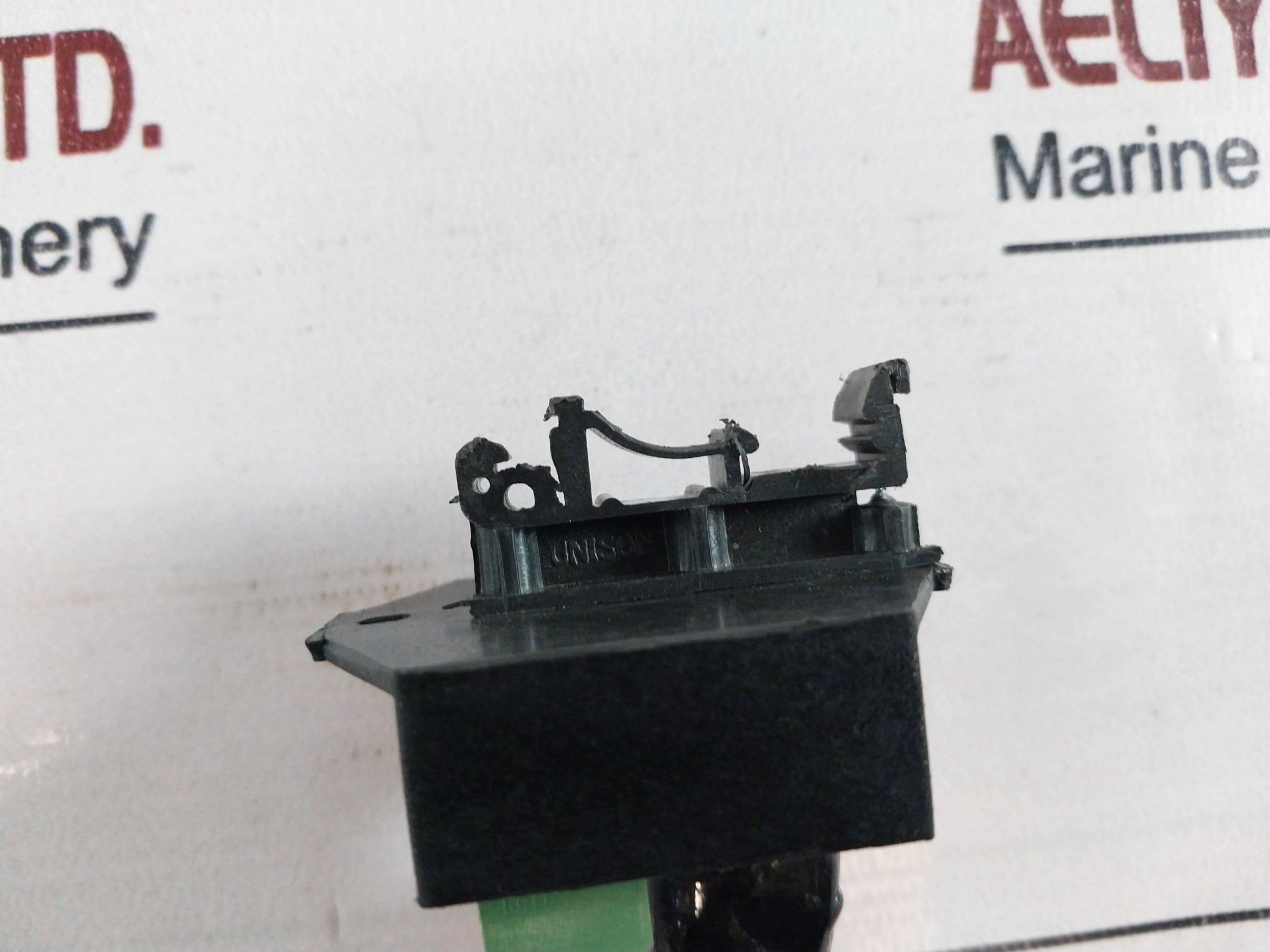 Unison Q-0182-710W Linear Current Transducer