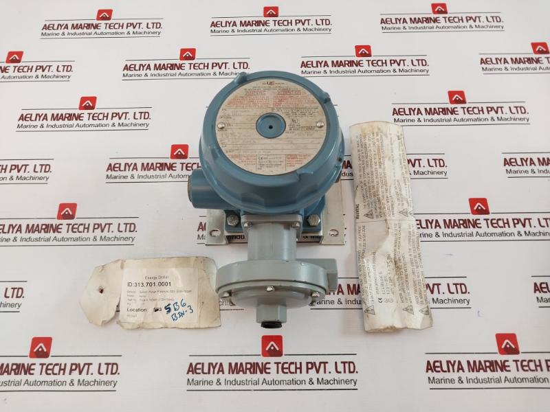 United Electric J120-15640 Explosion-proof Pressure Switch, 2-80 Wc