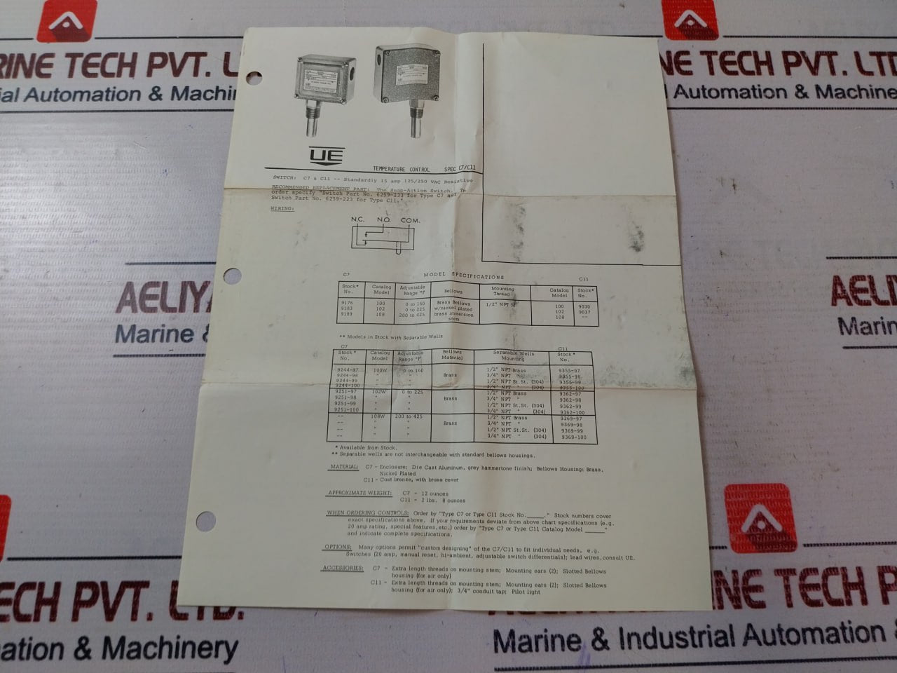 United Electric 102-9037 Temperature Control 15 Amps 125/250 Vac