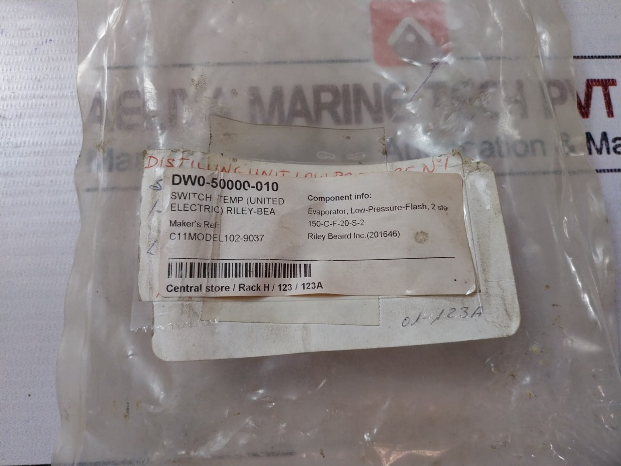 United Electric 102-9037 Temperature Control 15 Amps 125/250 Vac