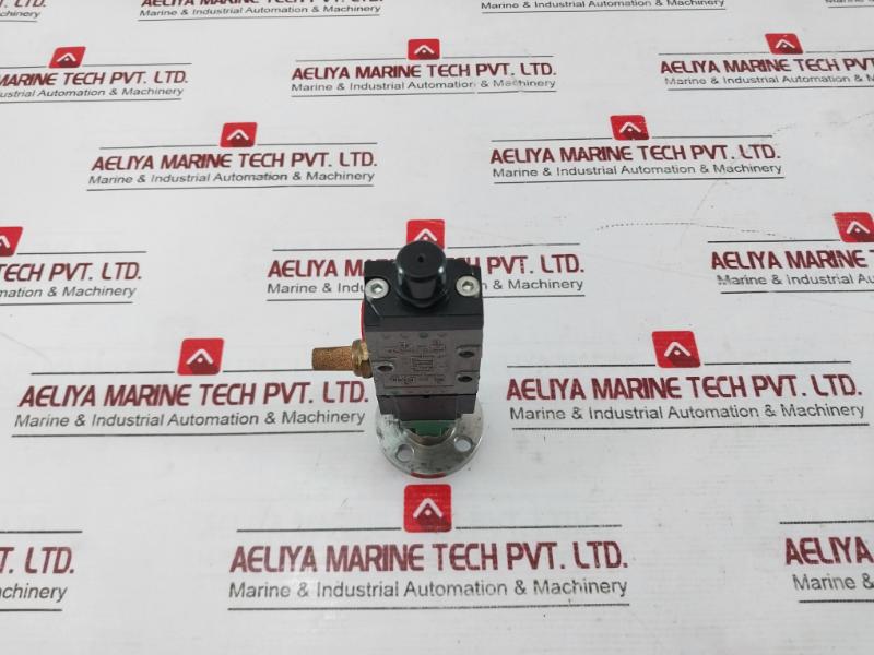 Univer Cl-111A Mechanical Pneumatic Valve