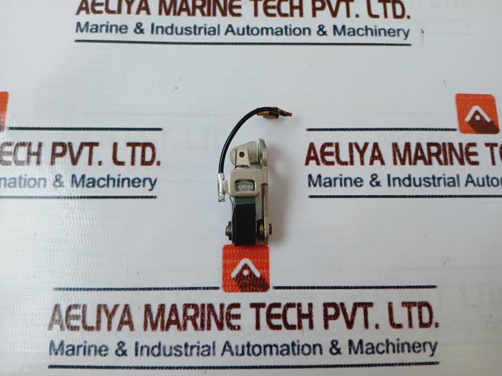 Unk 1/1 Breaker Contact