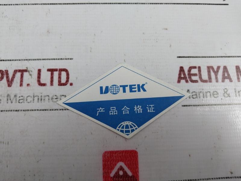 Uotek Ut-208 Isolated Converter Power Adapter Rs-232 To Rs-485/422, 9~24Vdc