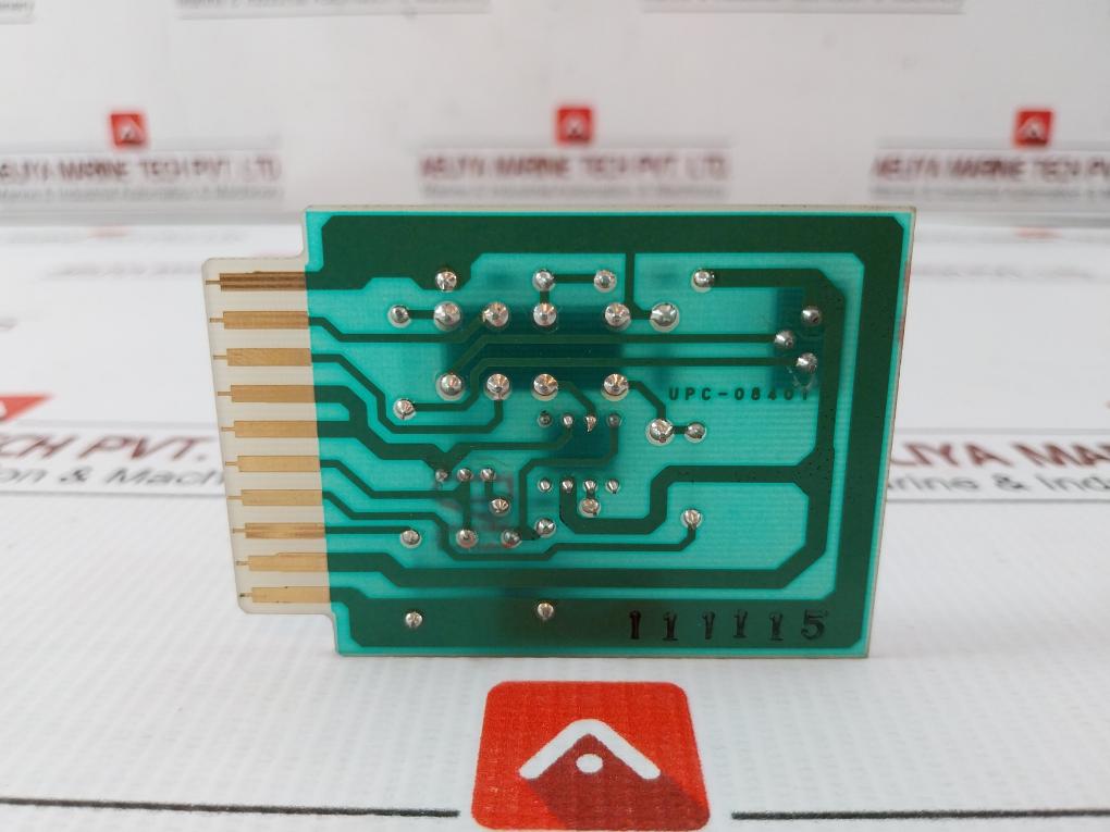 Analog Signal Control And Relay Interface Pcb Upc-08401 New Condition