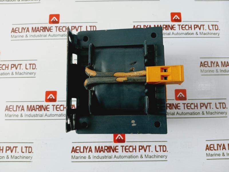 Ust 0.5 4033/02 Current Transformer W/ Terminal Block Ip00 50/60